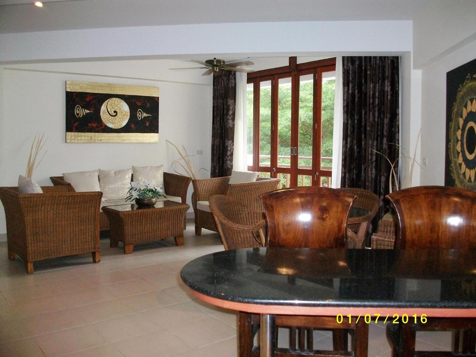 The Oriental Tropical Beach At Vip Resort Ban Phe Esterno foto