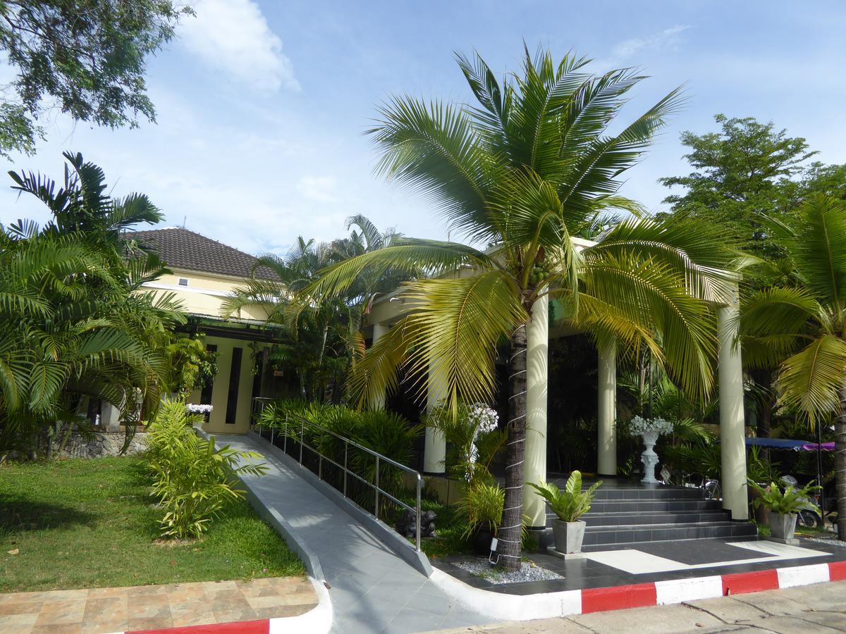 The Oriental Tropical Beach At Vip Resort Ban Phe Esterno foto